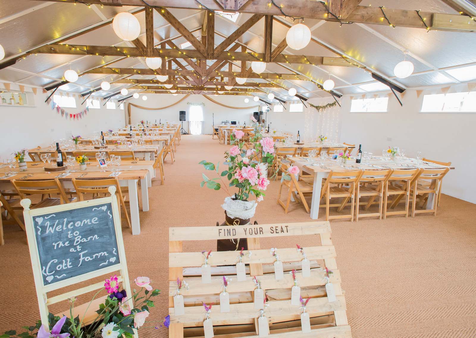 Wedding Venue Decoration The Barn At Cott Farm