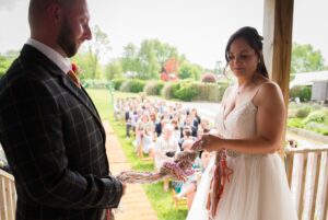 Wedding celebrant vs registrar: Who should officiate your wedding ceremony?